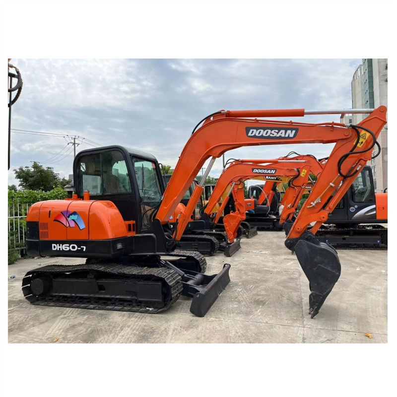 Máy đào nhỏ Doosan DH60 Mini Crawler Digger Hàn Quốc 6ton