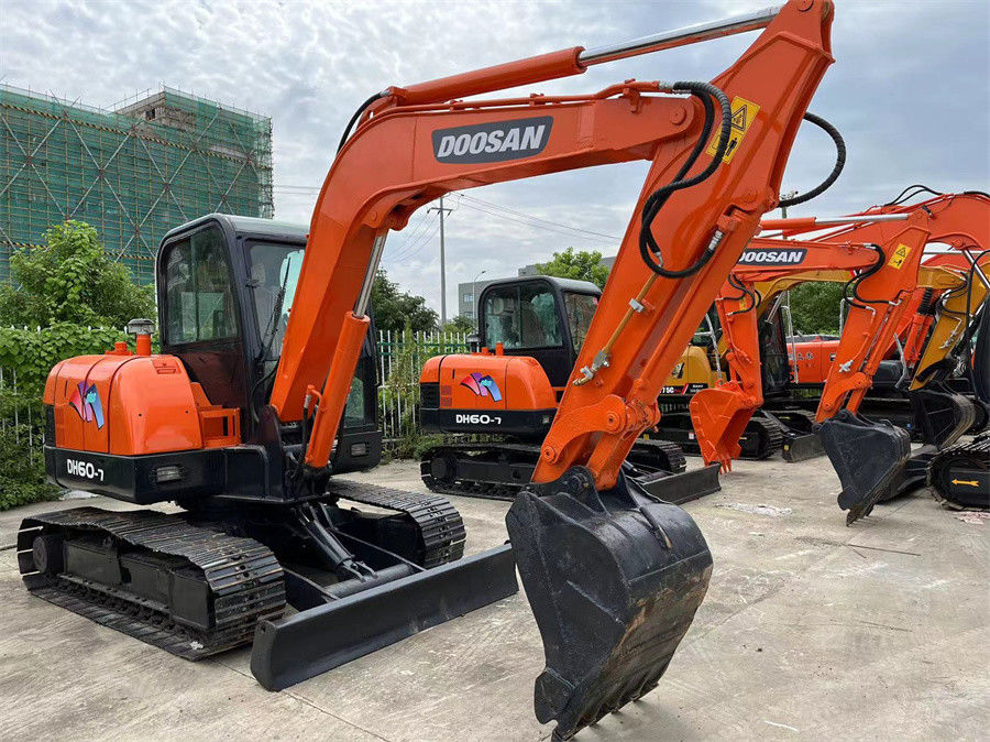 Máy đào nhỏ Doosan DH60 Mini Crawler Digger Hàn Quốc 6ton