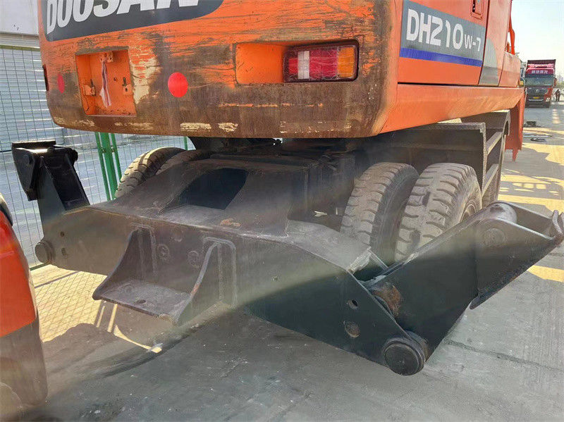 Doosan DH210W đầu tiên sử dụng máy đào bánh xe sử dụng Doosan 21 tấn máy đào bánh xe