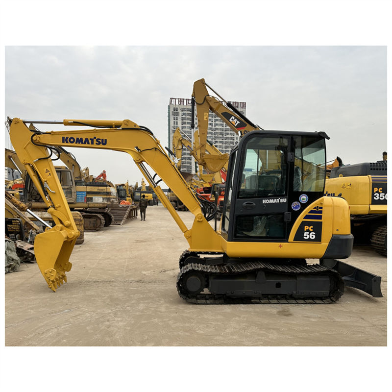 Máy đào thủy lực nhỏ của Nhật Bản Komatsu PC56 sử dụng kích thước nhỏ trọng lượng 5 tấn với lưỡi dao