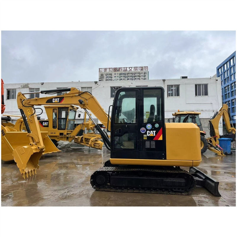 Máy đào nhỏ CAT 305.5E2 Máy đào thủy lực cũ Trọng lượng 5 tấn với lưỡi dao
