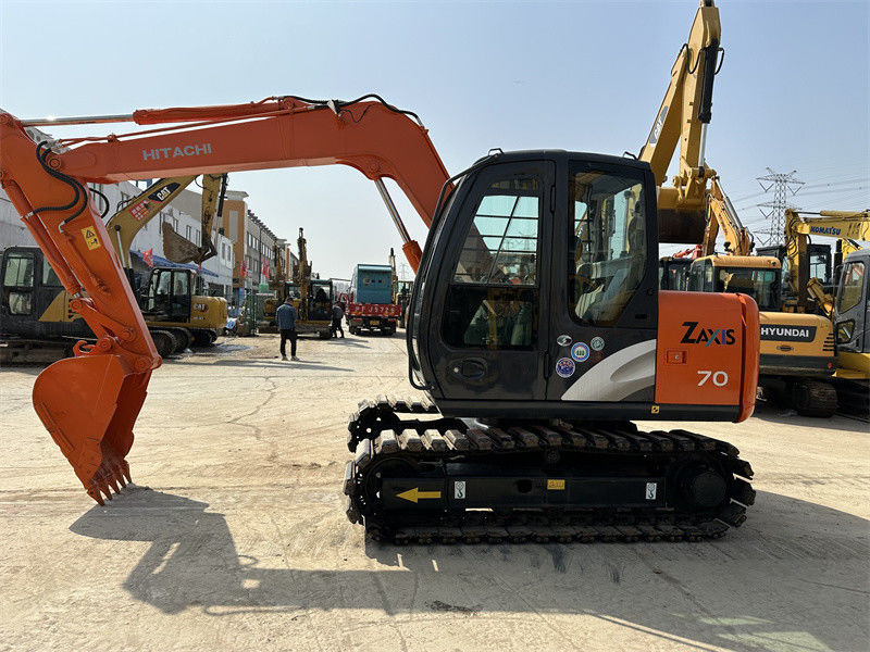 Hitachi ZX70 Mini Excavator được sử dụng với đường cao su 7 Tons Mining Excavator