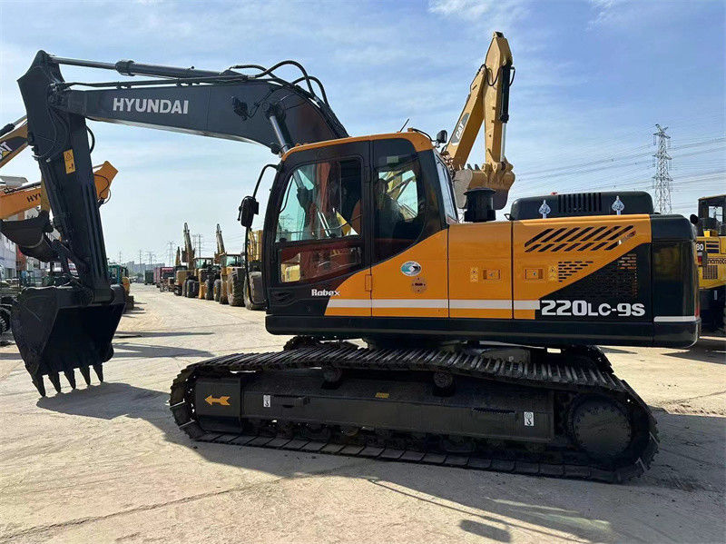 Hyundai R220LC-9S máy đào 22 tấn Hàn Quốc Hyundai 220 khai thác mỏ