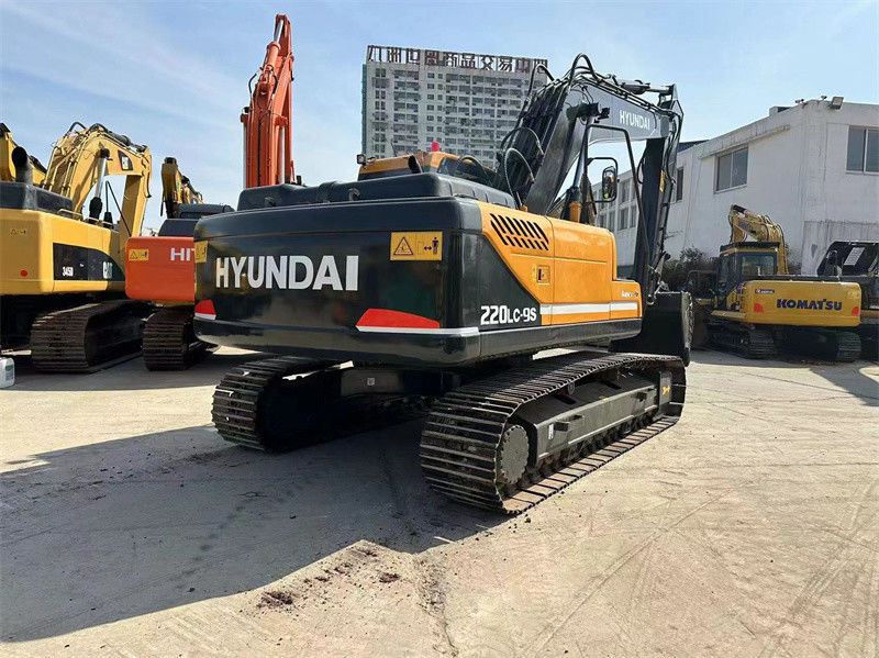 Hyundai R220LC-9S máy đào 22 tấn Hàn Quốc Hyundai 220 khai thác mỏ