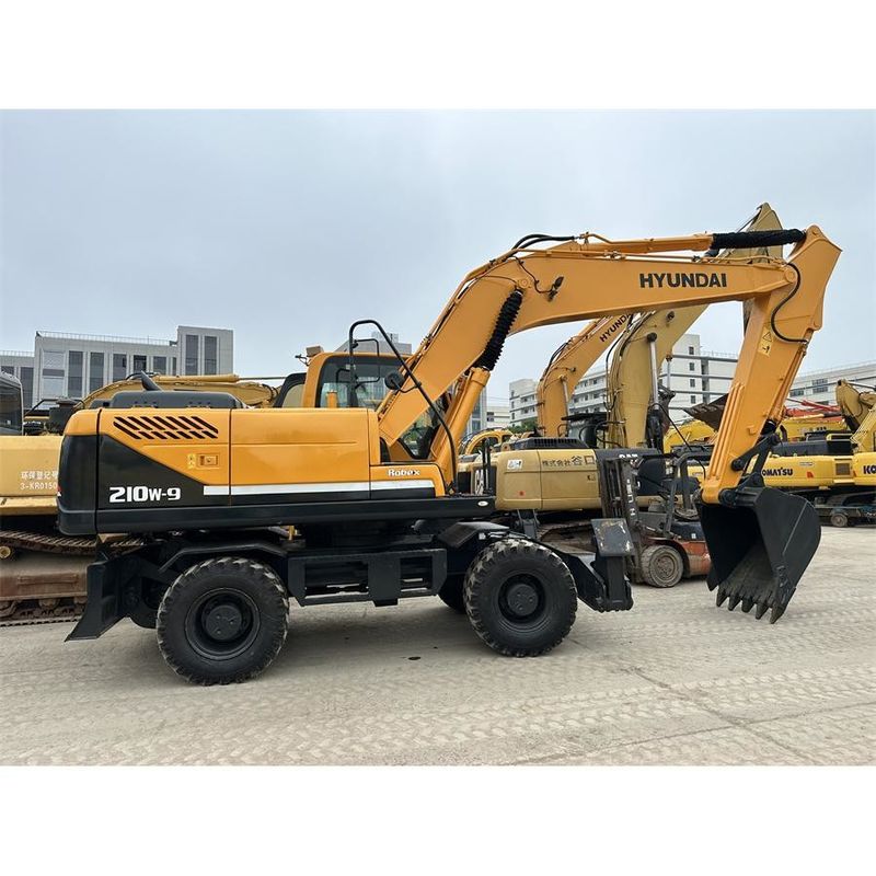 1900 Rpm Cummins QSB6.7 Máy đào thủy lực với 162 KN Tear Out Force / 1.3 M3 Capacity Bucket