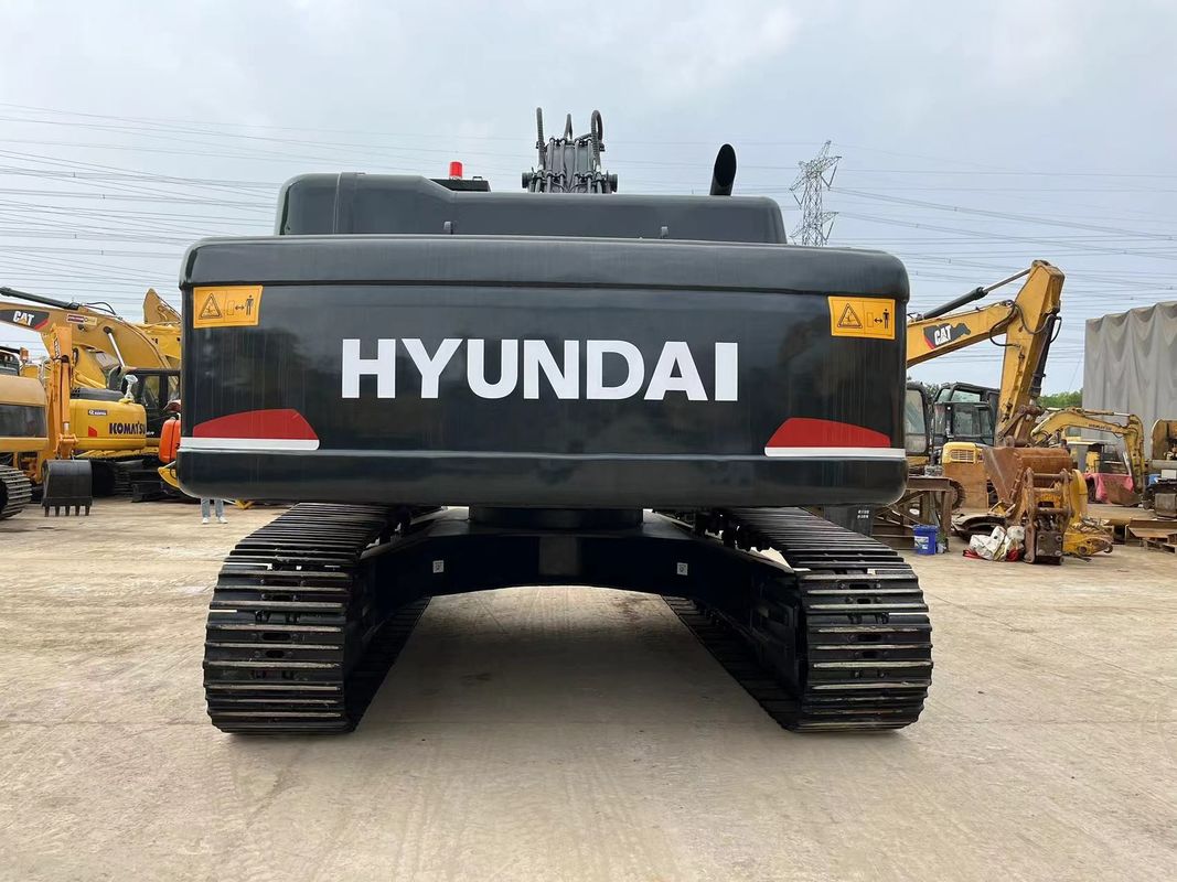 330LC-9S Excavator được sử dụng 210 kW động cơ sức mạnh cho hoạt động trơn tru và nhanh chóng