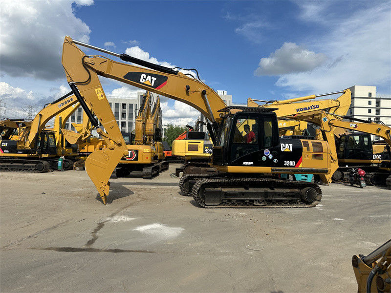 Máy đào cũ Cat 320D Máy đào cũ với dung lượng xô 1 M3