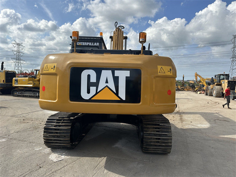Máy đào cũ Cat 320D Máy đào cũ với dung lượng xô 1 M3