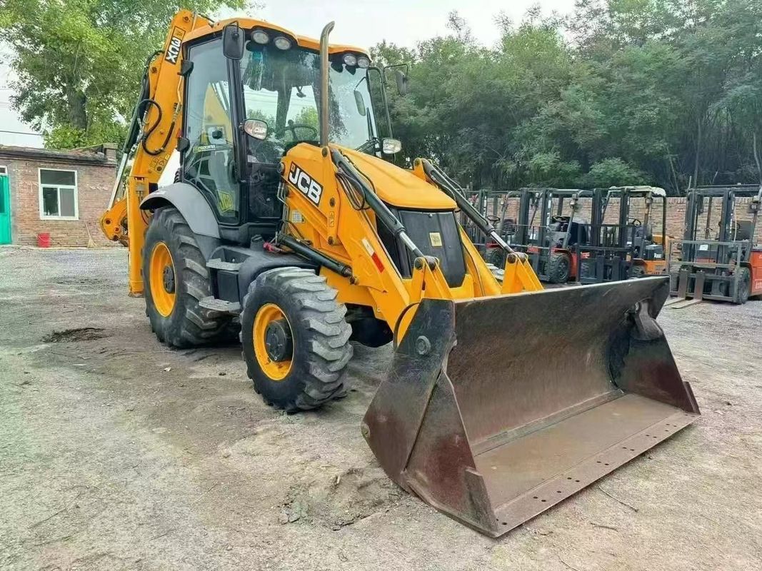JCB 3CX Backhoe Loader đã qua sử dụng với cánh tay mở rộng xô chia