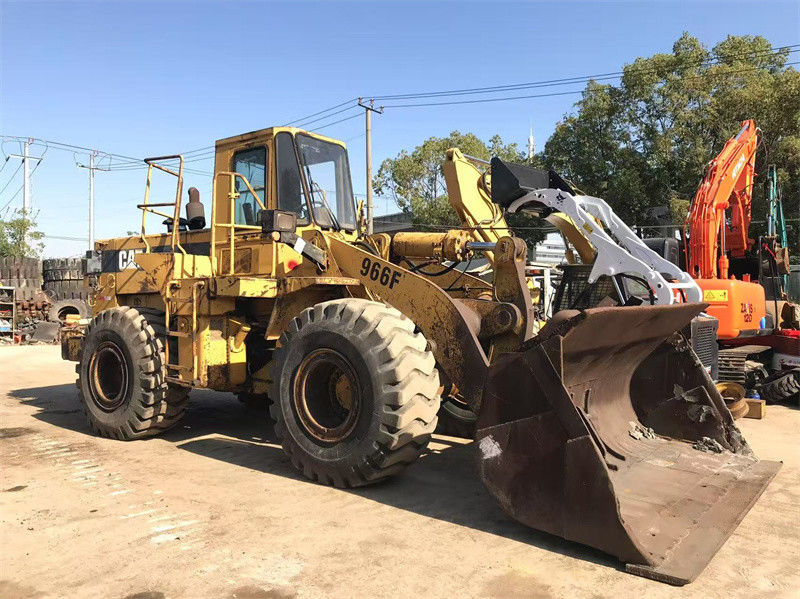 Sơn gốc sử dụng CAT 966F Loader bánh xe cũ Caterpillar CAT 966 Loader phía trước