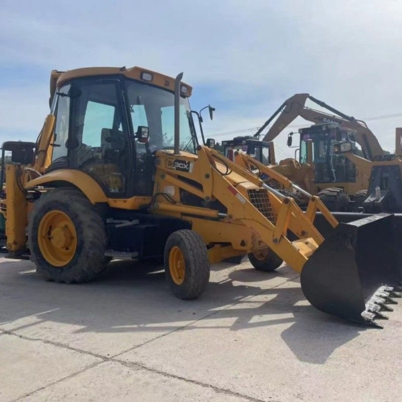 Sơn gốc JCB 3CX Backhoe Loader 4 bánh xe để đào và tải