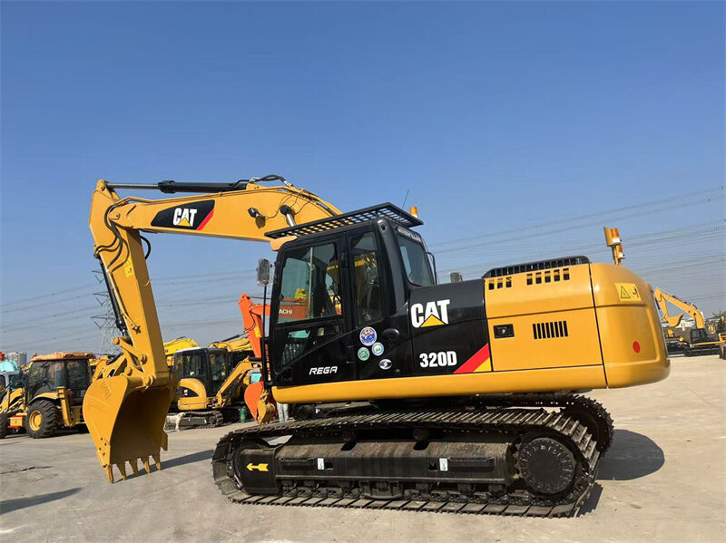 Máy đào Caterpillar 320D cũ với động cơ Caterpillar C6.4 và dung lượng xô 1,2m3 cho xây dựng hạng nặng