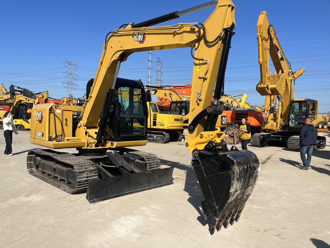 Máy xúc mini tình trạng tốt 8 tấn Caterpillar 308E2 cần bán
