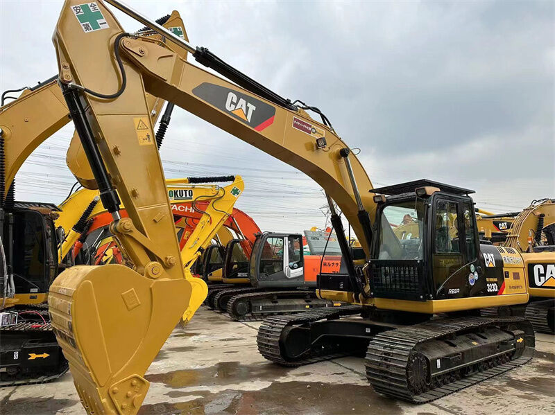 Máy đào Caterpillar Excavator Cat 320DL cỡ trung bình được thiết kế cho thời gian ngừng hoạt động lâu dài và trong các điều kiện làm việc khác nhau